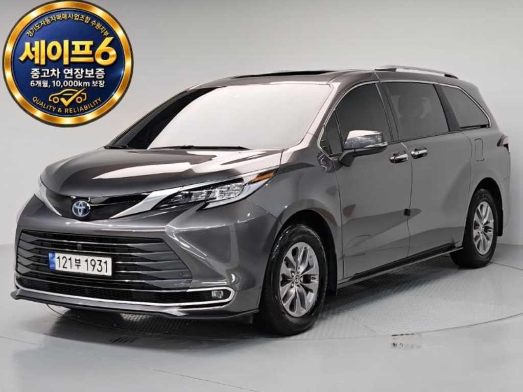토요타 시에나 2.5 AWD 하이브리드 이미지 1