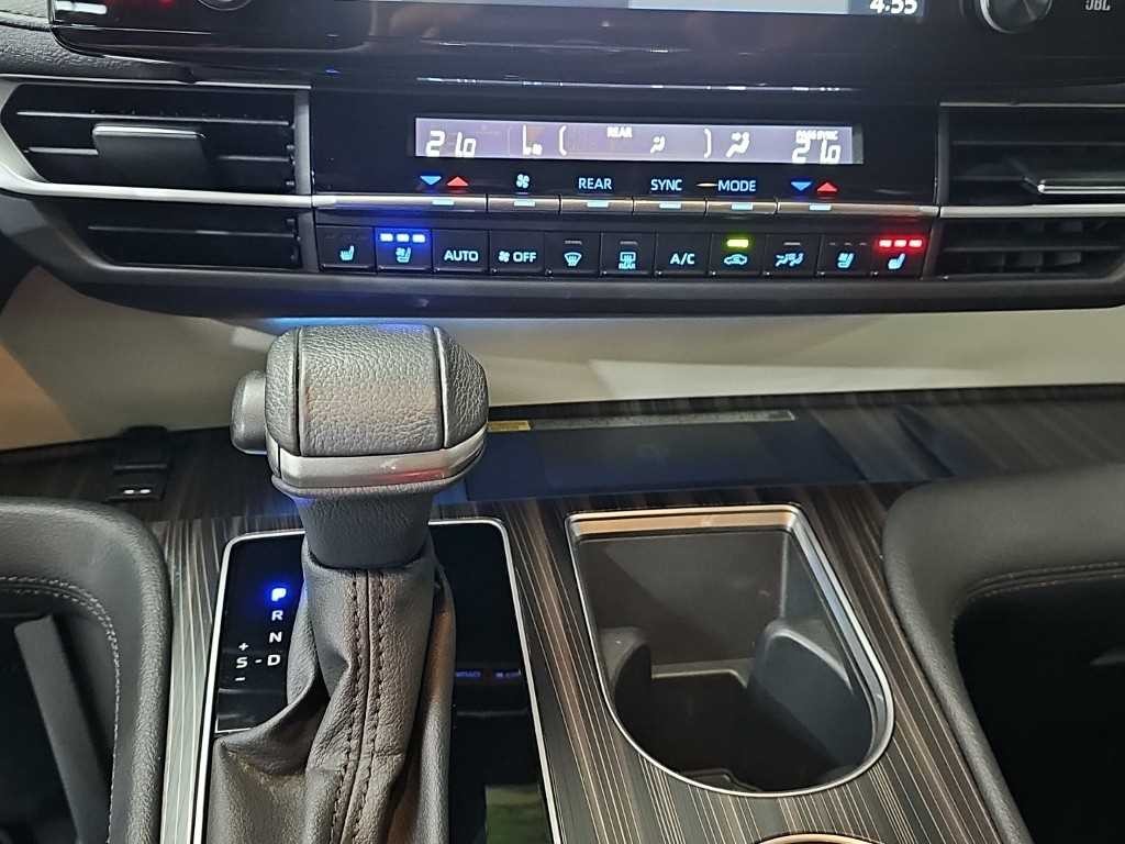 토요타 시에나 2.5 AWD 하이브리드 이미지 10