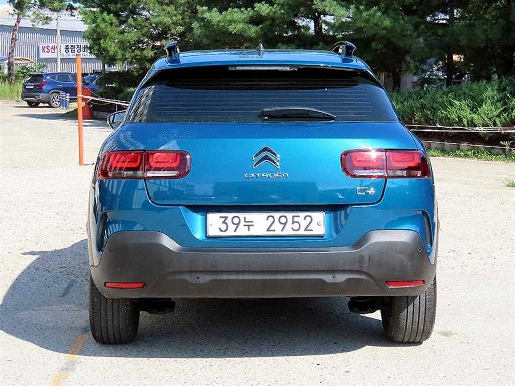 시트로엥 C4 C4 각투스 1.5 BlueHDi 샤인 이미지 4