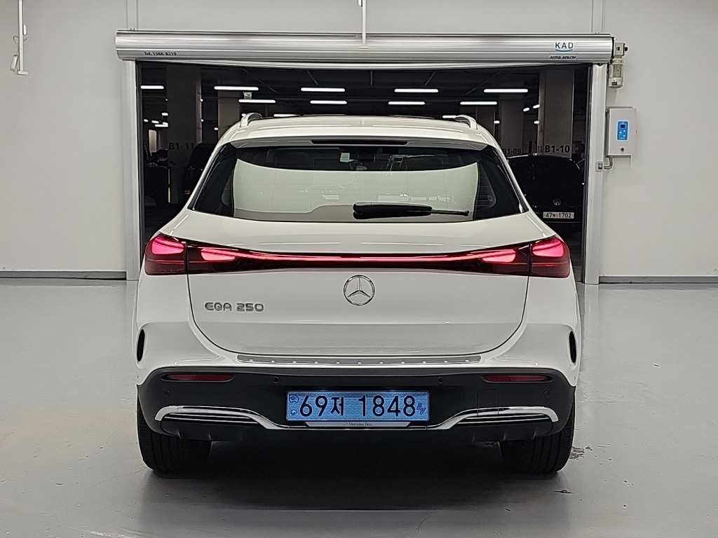 벤츠 EQA EQA H243 EQA 250 AMG 라인 이미지 3
