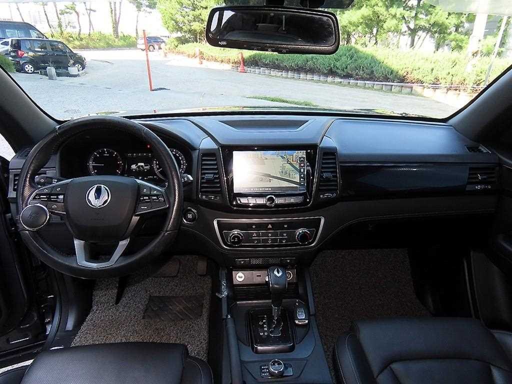 KG모빌리티(쌍용) 렉스턴 렉스턴 스포츠 칸 디젤 2.2 4WD 5링크 프레스티지 스페셜 이미지 7
