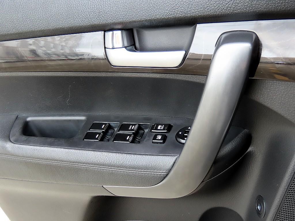 기아 쏘렌토 뉴 쏘렌토 R 2WD 2.0 TLX 스페셜 이미지 11