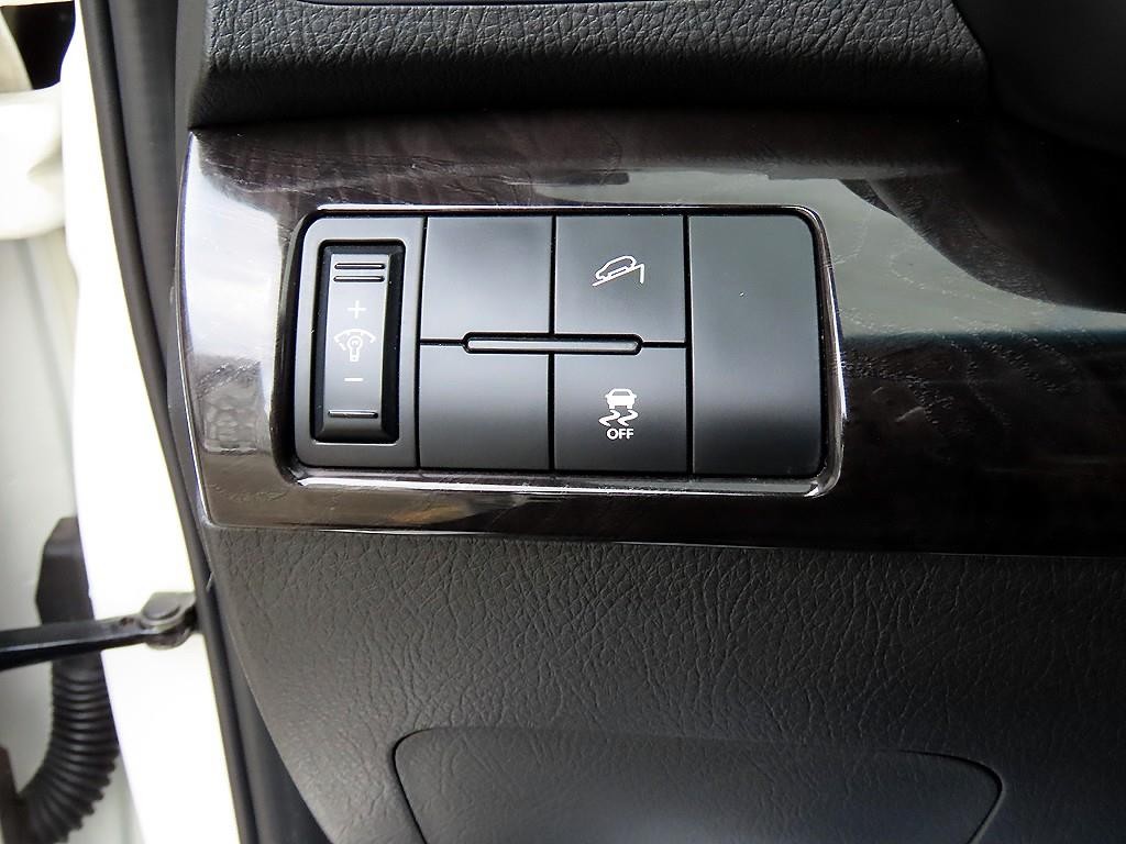 기아 쏘렌토 뉴 쏘렌토 R 2WD 2.0 TLX 스페셜 이미지 12