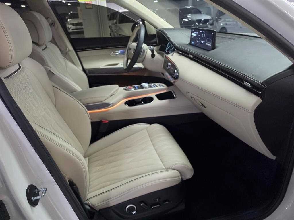 제네시스 GV70 2.5T 가솔린 AWD 이미지 11
