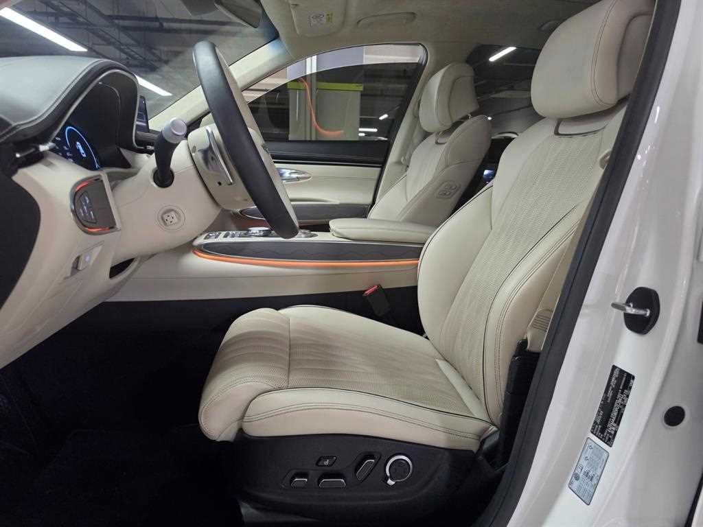제네시스 GV70 2.5T 가솔린 AWD 이미지 6