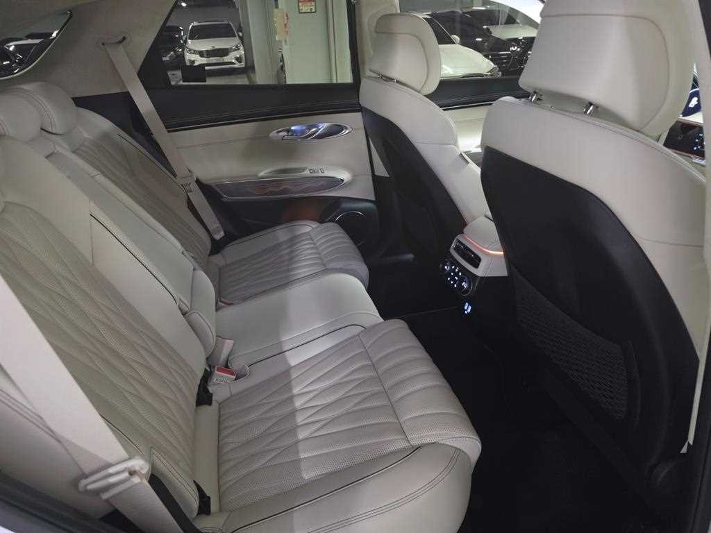 제네시스 GV70 2.5T 가솔린 AWD 이미지 9