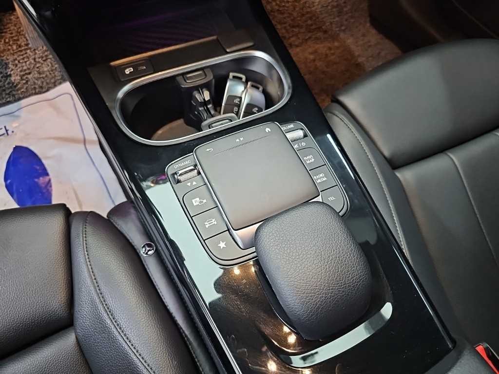 벤츠 A 클래스 A클래스 W177 A200d 세단 이미지 15