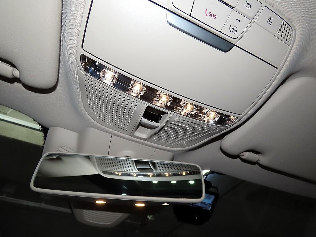 벤츠 E 클래스 E-클래스 W213 E450 4MATIC 쿠페 이미지 15