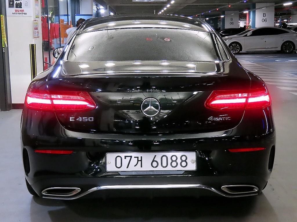 벤츠 E 클래스 E-클래스 W213 E450 4MATIC 쿠페 이미지 5