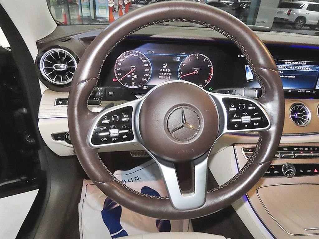 벤츠 E 클래스 E-클래스 W213 E450 4MATIC 쿠페 이미지 8