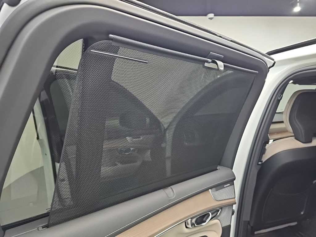 볼보 XC90 XC90 2세대 2.0 T8 AWD 울트라 이미지 13