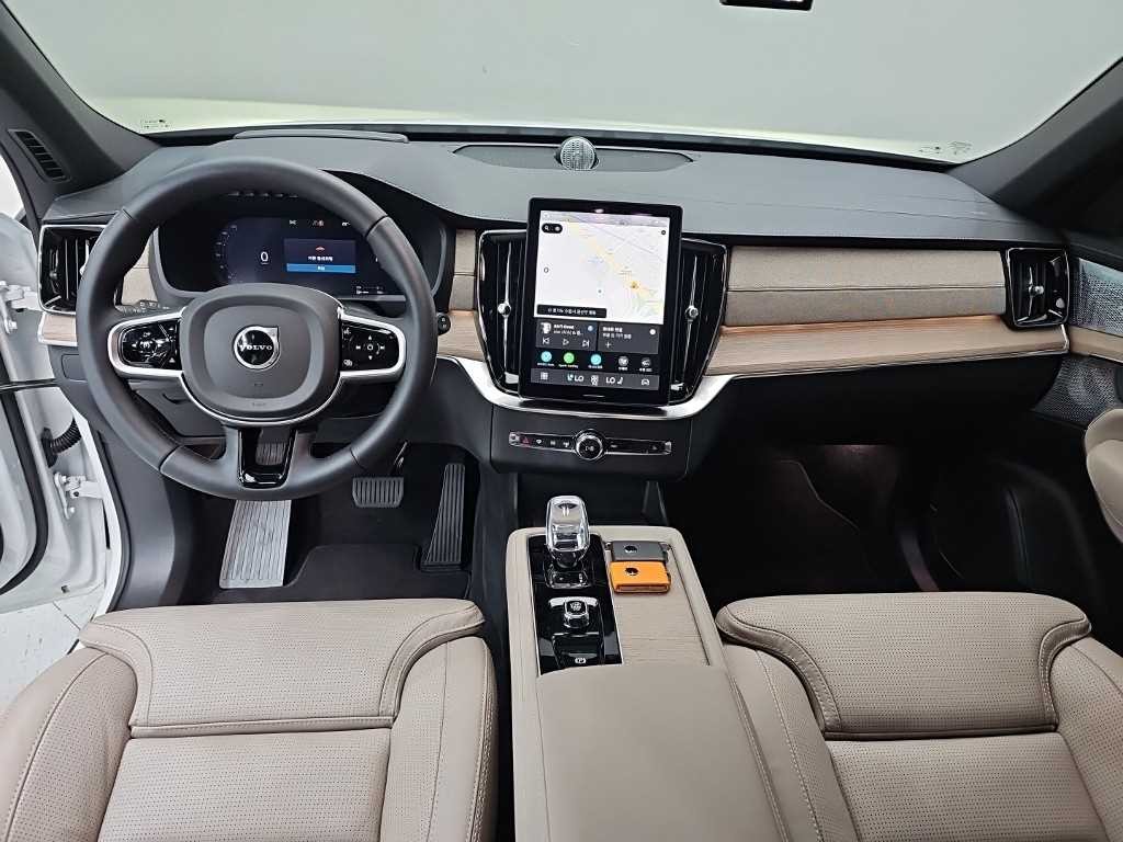 볼보 XC90 XC90 2세대 2.0 T8 AWD 울트라 이미지 7