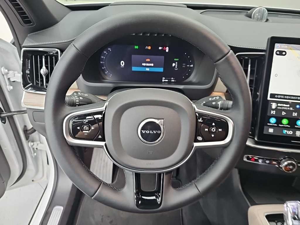 볼보 XC90 XC90 2세대 2.0 T8 AWD 울트라 이미지 9