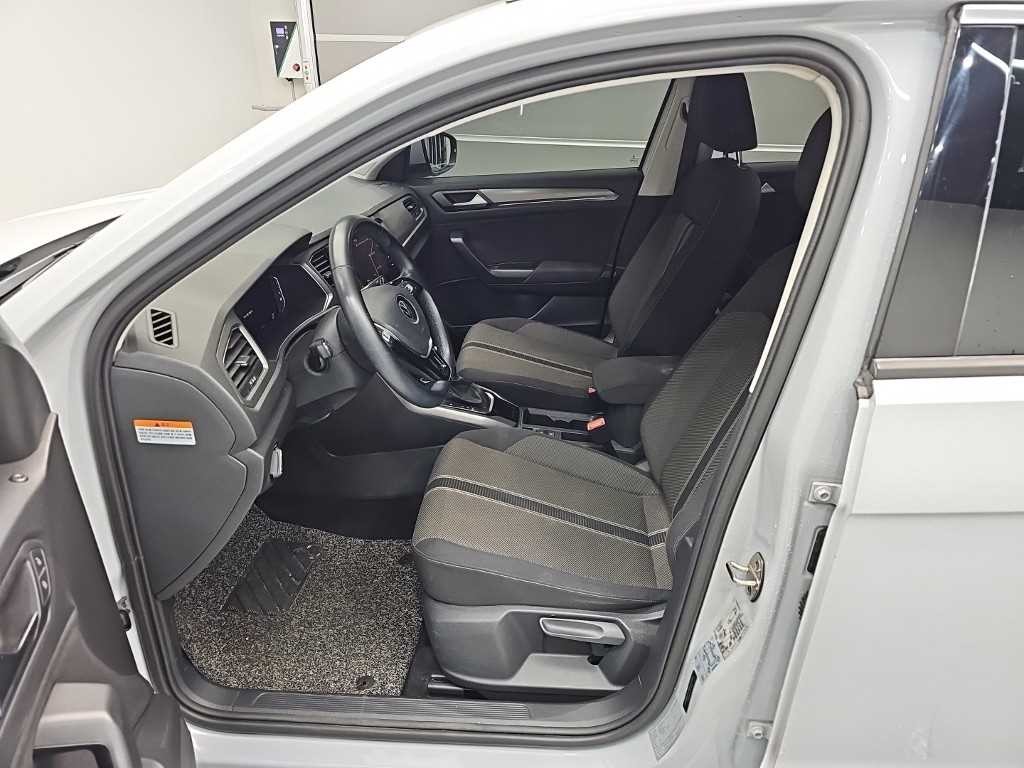 폭스바겐 티록 2.0 TDI 스타일 이미지 11