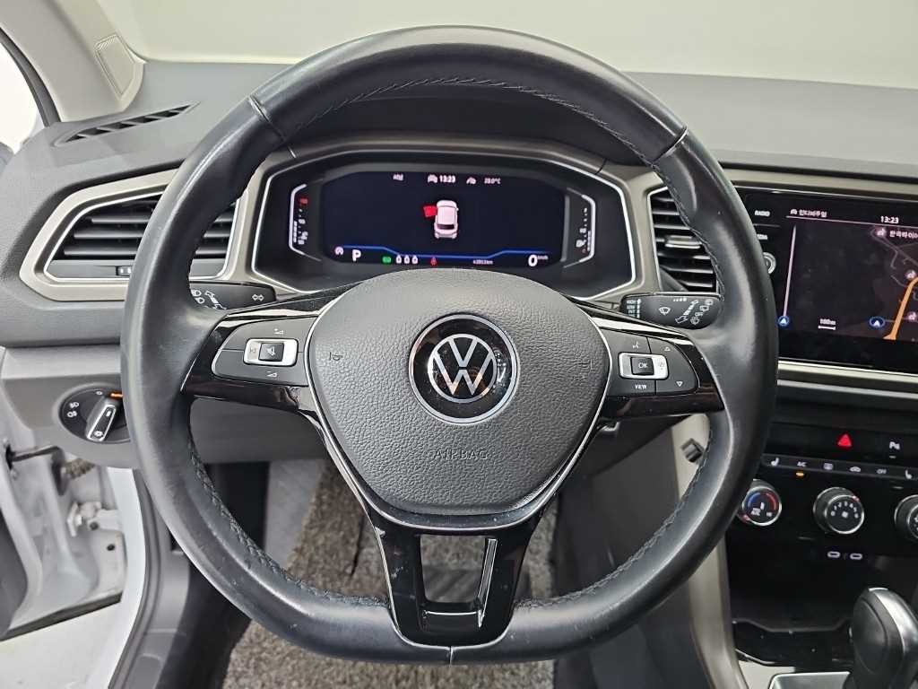 폭스바겐 티록 2.0 TDI 스타일 이미지 9