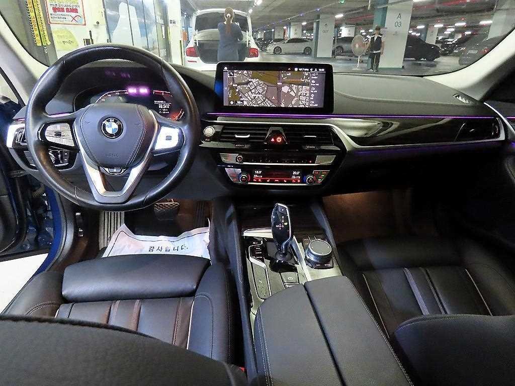 BMW 5시리즈 5시리즈 (G30) 520i 럭셔리 이미지 10