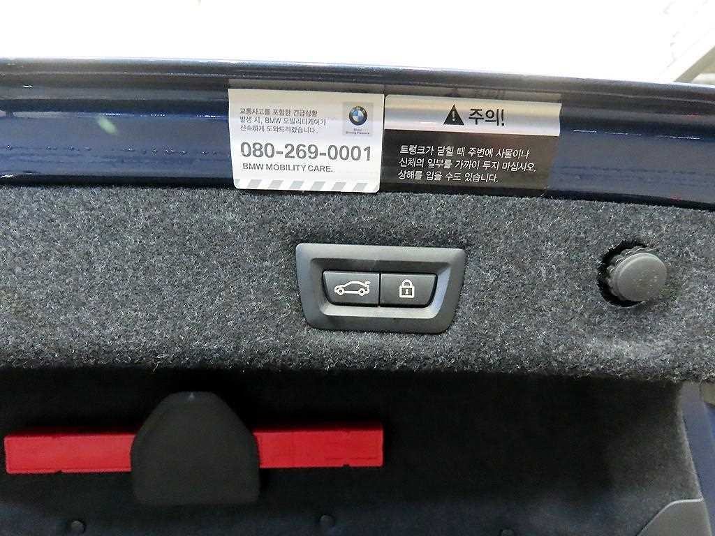 BMW 5시리즈 5시리즈 (G30) 520i 럭셔리 이미지 17