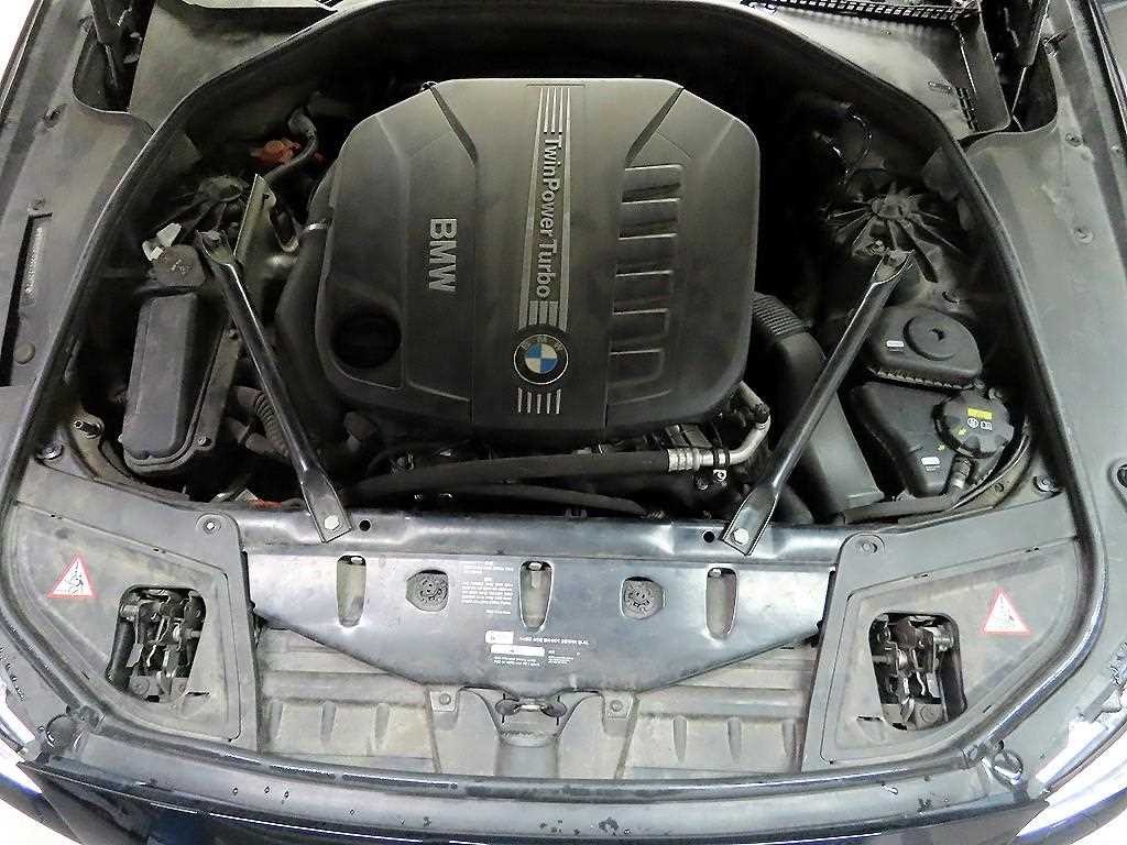 BMW 5시리즈 5시리즈 (F10) 530d xDrive 이미지 20