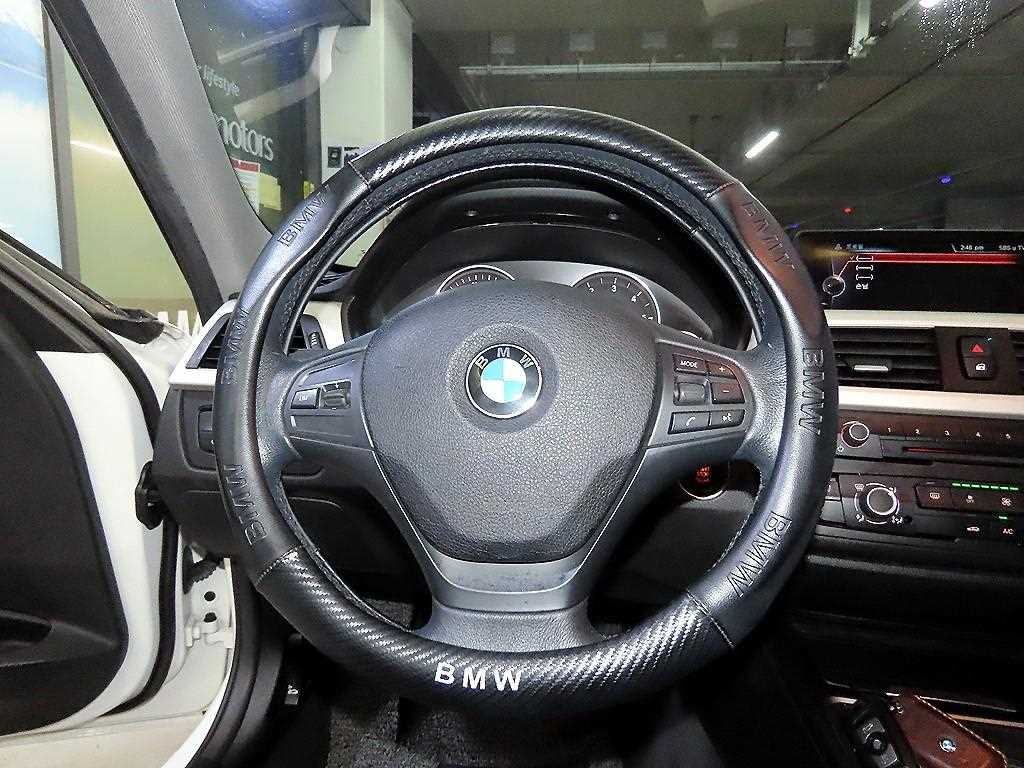 BMW 3시리즈 3시리즈 (F30) 320d ED에디션 이미지 8
