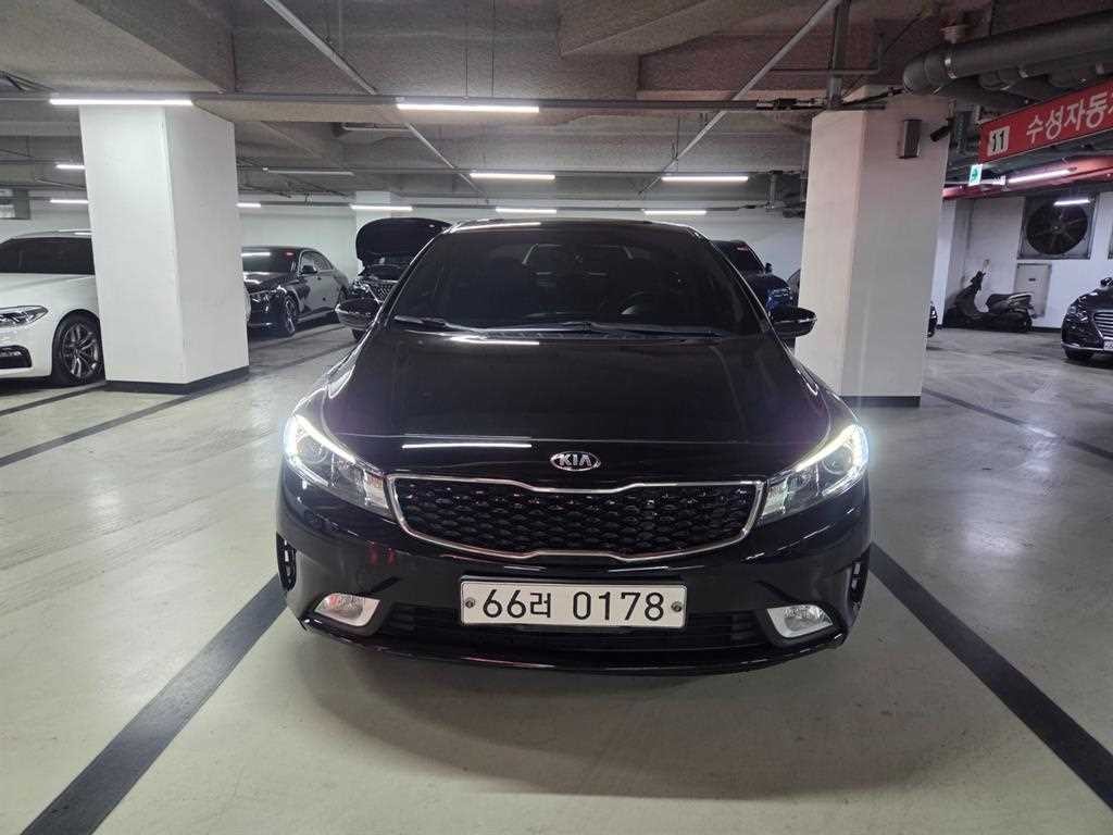 기아 K3 더뉴 K3 1.6 VGT 프레스티지 스페셜 이미지 2