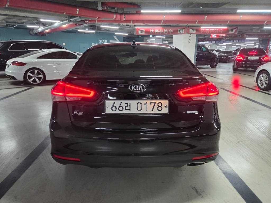 기아 K3 더뉴 K3 1.6 VGT 프레스티지 스페셜 이미지 4