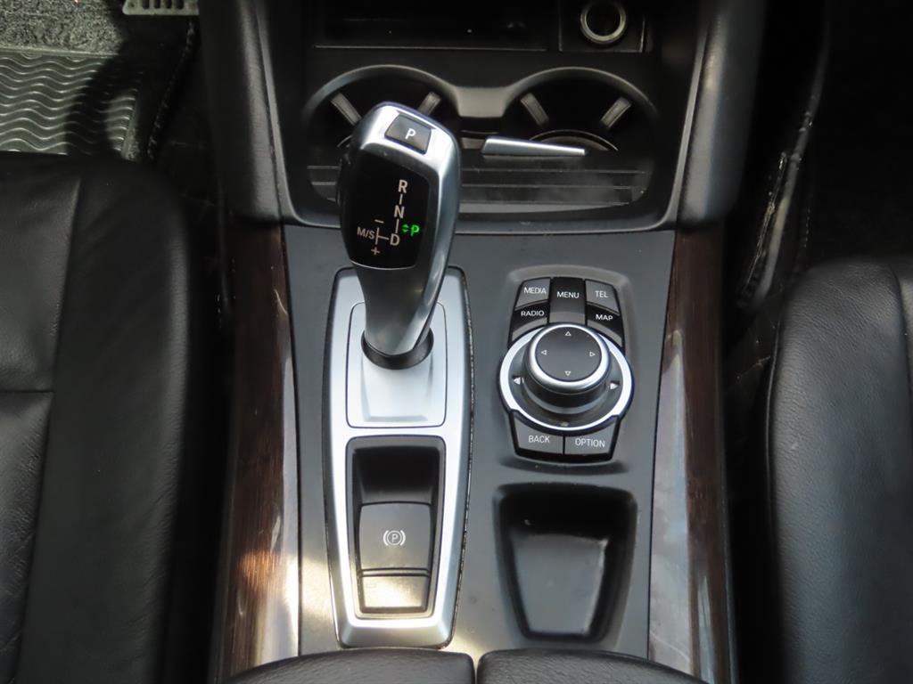 BMW X6 X6 (E71) 30 D 이미지 14