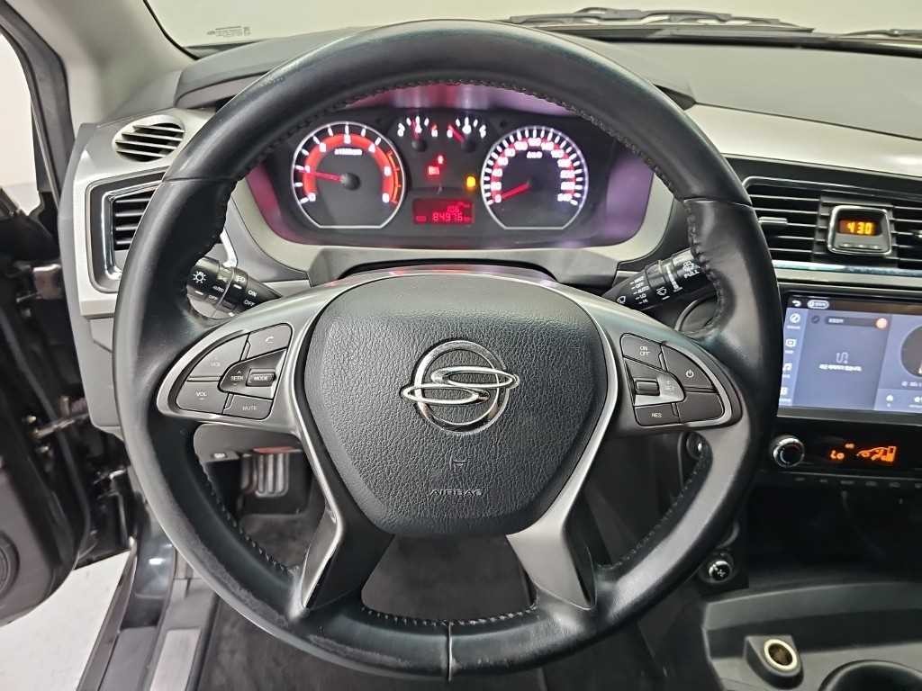 KG모빌리티(쌍용) 코란도 더뉴코란도스포츠 CX7(4WD) 매니아 이미지 9