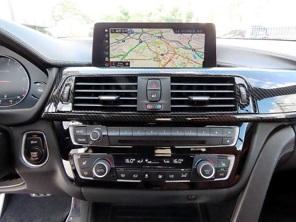 BMW 4시리즈 4시리즈 (F32) 430i 컨버터블 M 스포츠 이미지 17