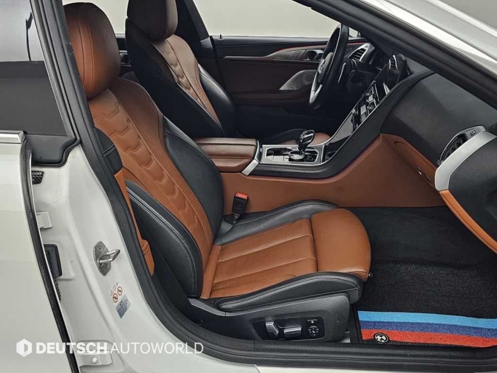 BMW 8시리즈 8시리즈 (G15) 840i xDrive M 스포츠 그란쿠페 이미지 10