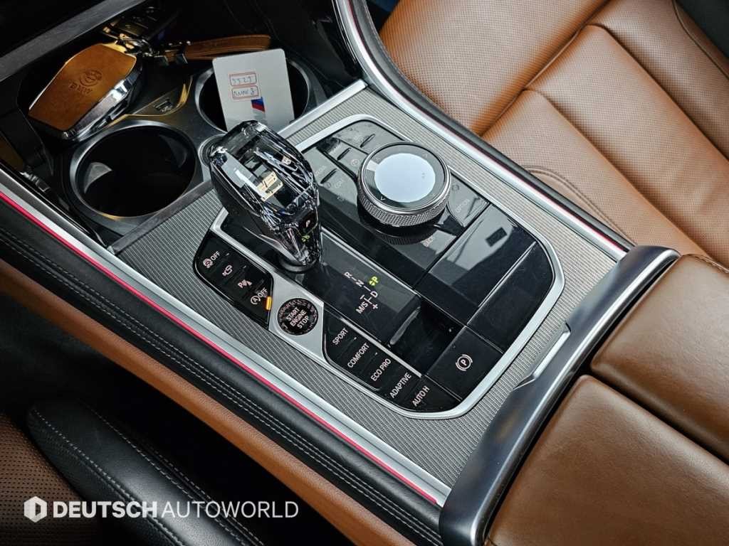 BMW 8시리즈 8시리즈 (G15) 840i xDrive M 스포츠 그란쿠페 이미지 9