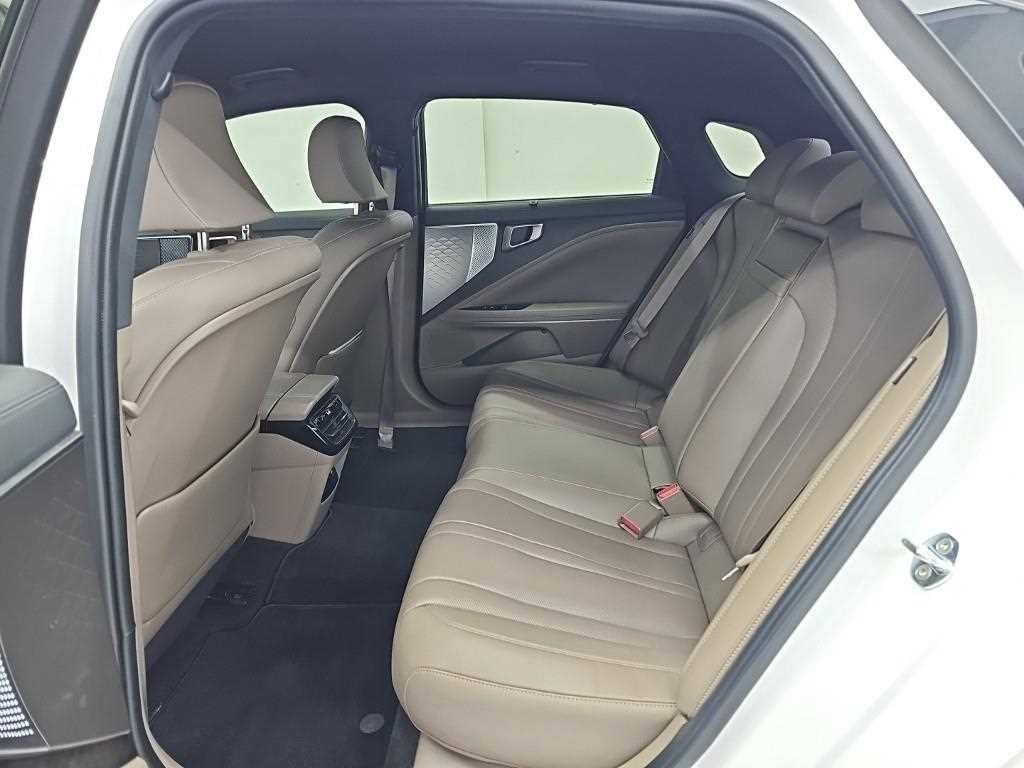 기아 K8 2.5 2WD 노블레스 이미지 12