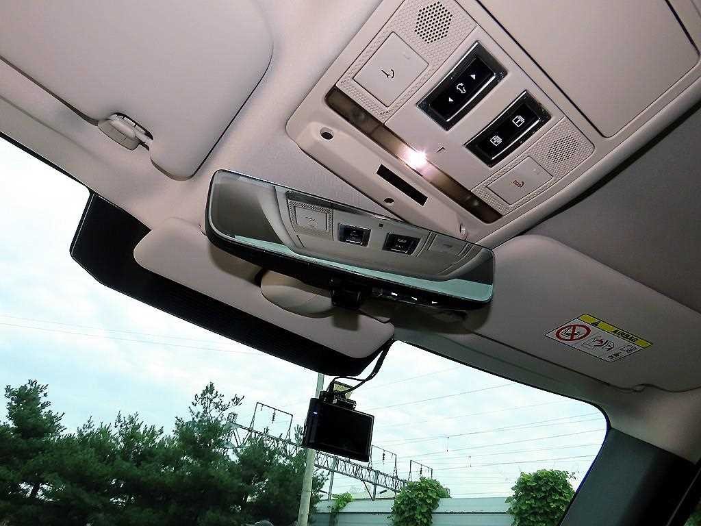 랜드로버 디펜더 디펜더 (L663) D240 SE 이미지 16