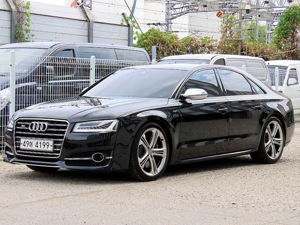 아우디 S8 4.0 TFSI 콰트로 이미지 2