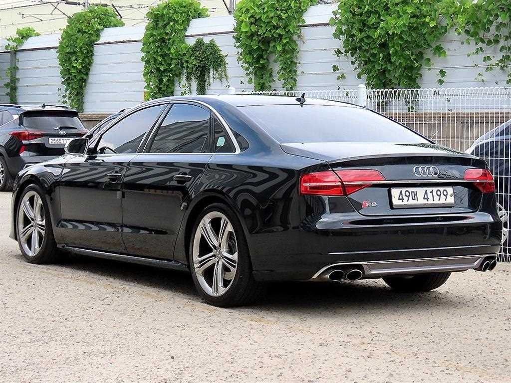 아우디 S8 4.0 TFSI 콰트로 이미지 3