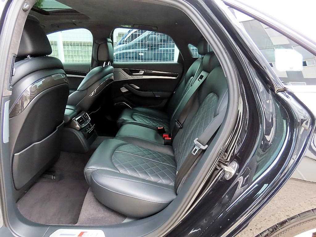 아우디 S8 4.0 TFSI 콰트로 이미지 6