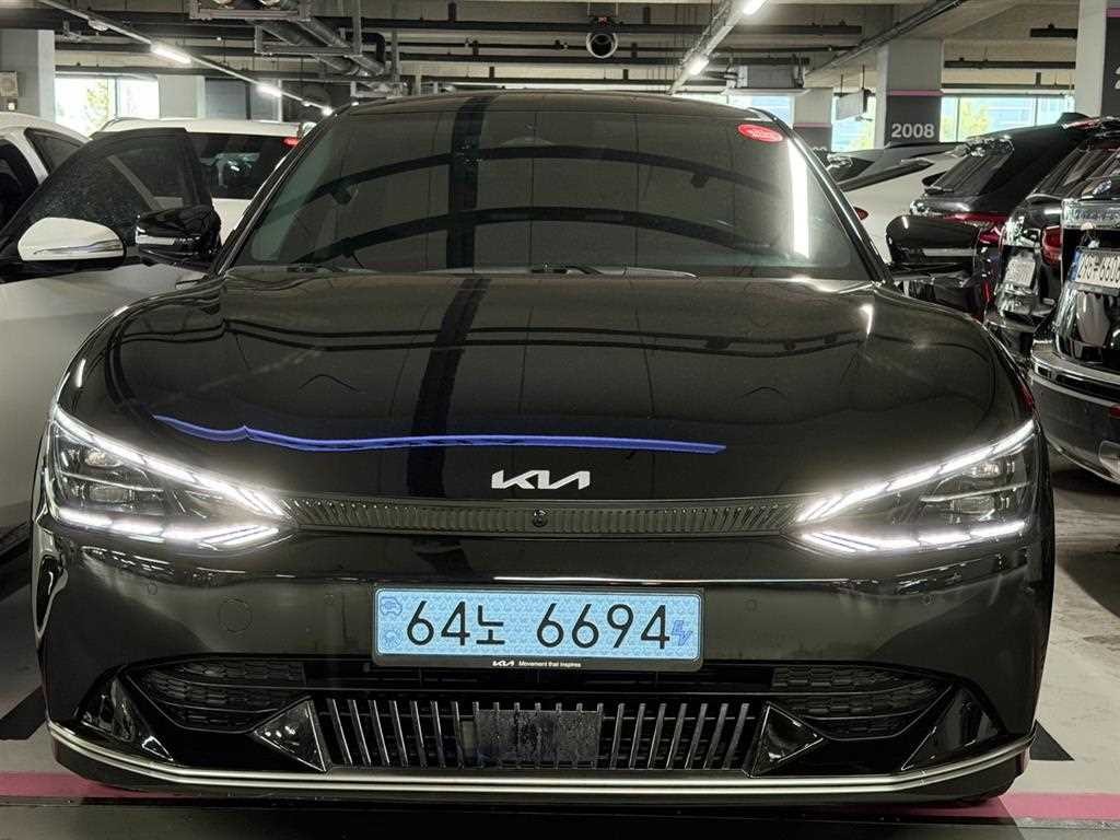 기아 EV6 롱레인지 어스 이미지 3
