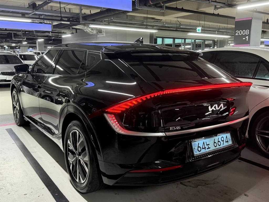 기아 EV6 롱레인지 어스 이미지 4