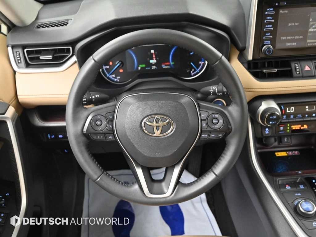 토요타 라브4 RAV4(5세대) 2.5 4WD 하이브리드 이미지 13
