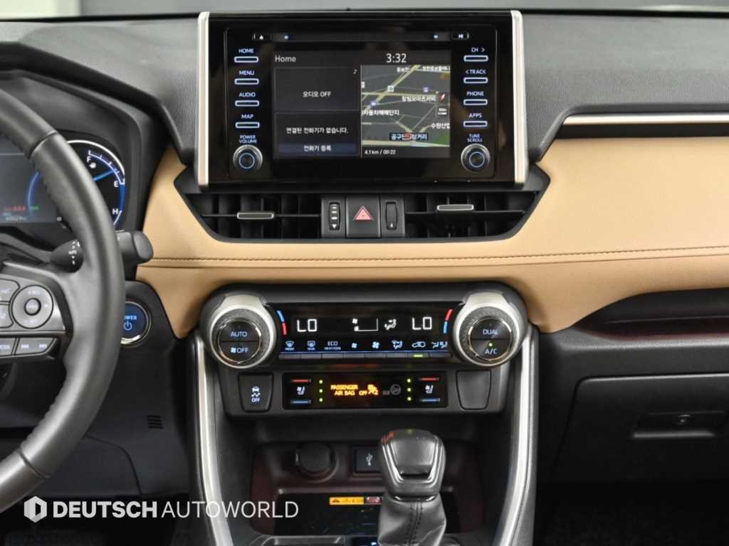 토요타 라브4 RAV4(5세대) 2.5 4WD 하이브리드 이미지 14