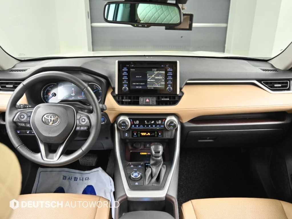 토요타 라브4 RAV4(5세대) 2.5 4WD 하이브리드 이미지 7