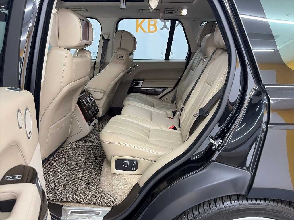 랜드로버 레인지로버 레인지로버 4세대 5.0 SC VOGUE SE 이미지 12