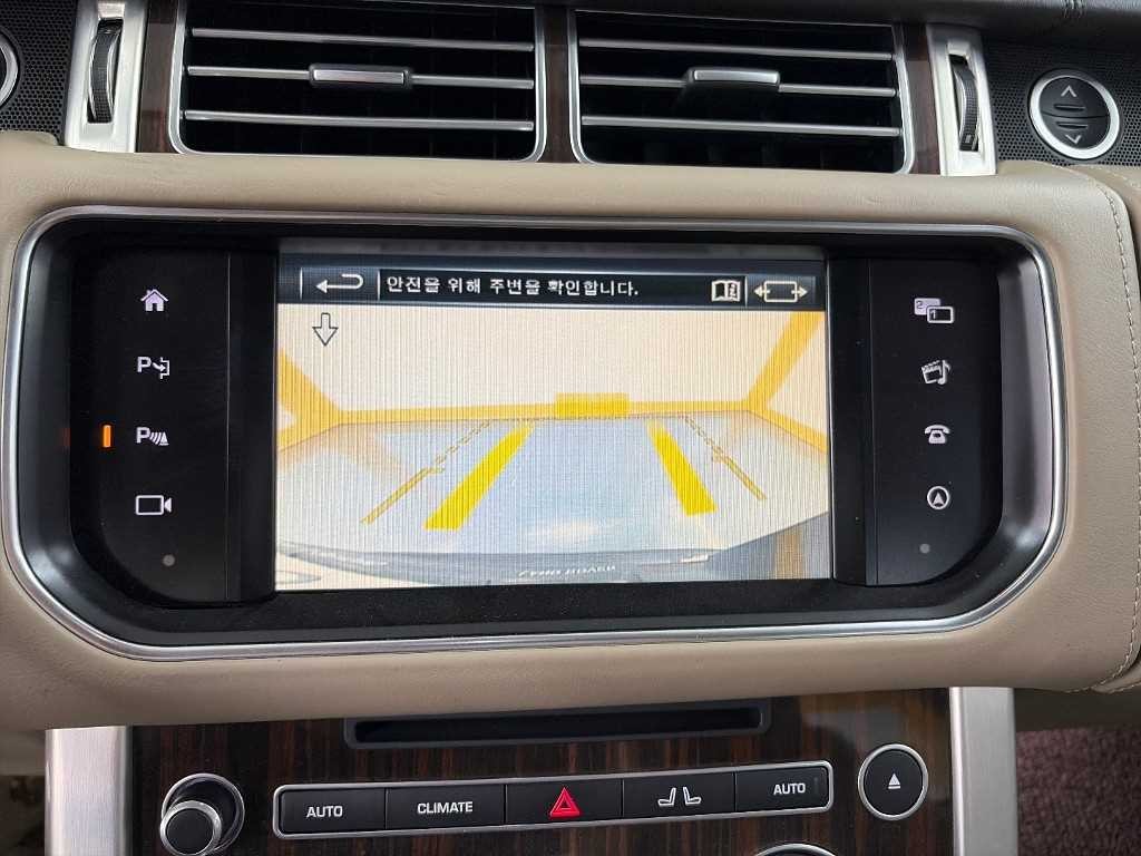 랜드로버 레인지로버 레인지로버 4세대 5.0 SC VOGUE SE 이미지 18