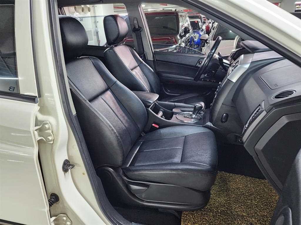 KG모빌리티(쌍용) 코란도 코란도스포츠 디젤 4WD 익스트림 이미지 16