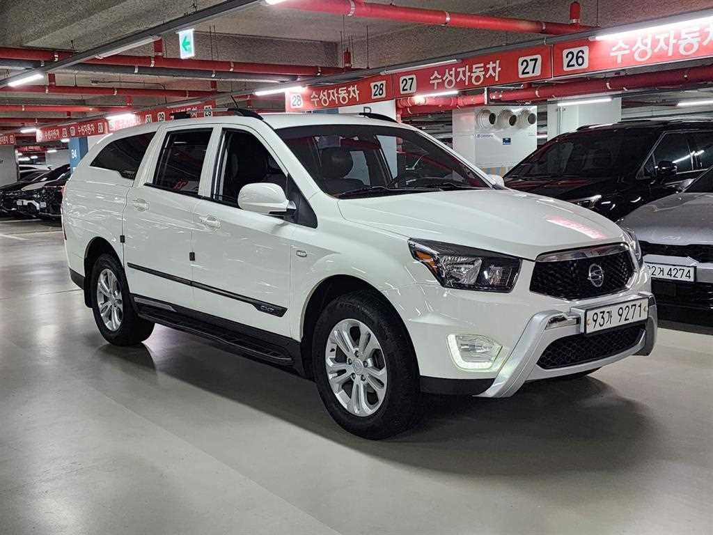 KG모빌리티(쌍용) 코란도 코란도스포츠 디젤 4WD 익스트림 이미지 3