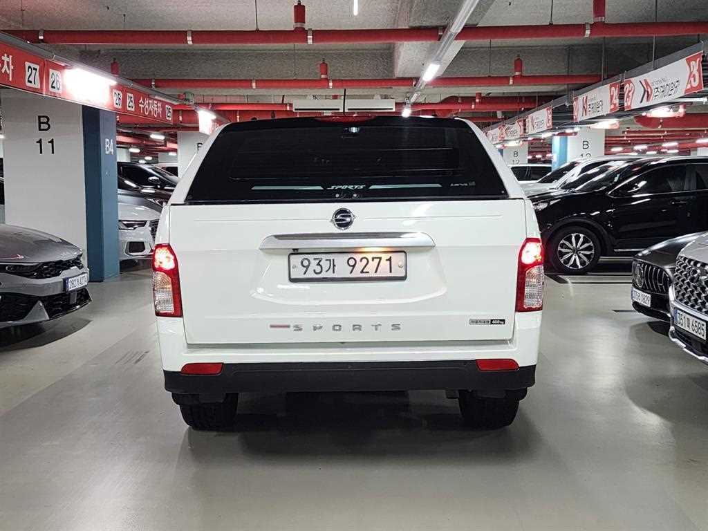 KG모빌리티(쌍용) 코란도 코란도스포츠 디젤 4WD 익스트림 이미지 6