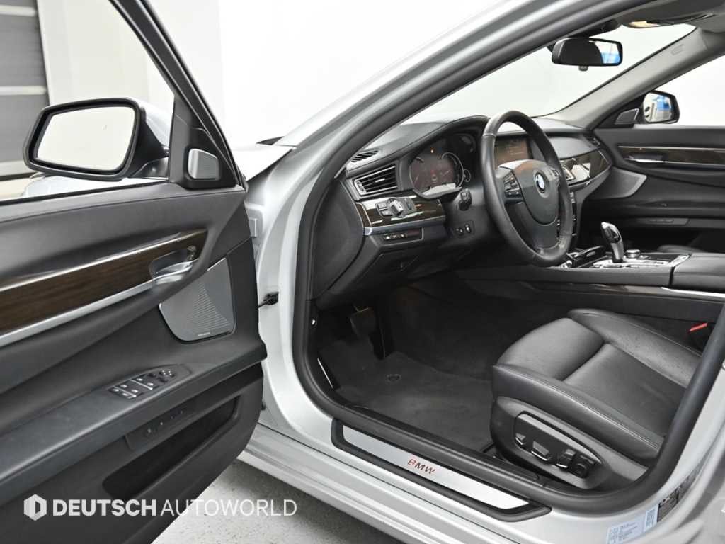 BMW 7시리즈 7시리즈 (F01) 750 Li xDrive 이미지 11