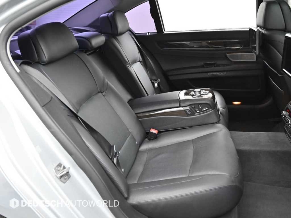 BMW 7시리즈 7시리즈 (F01) 750 Li xDrive 이미지 12