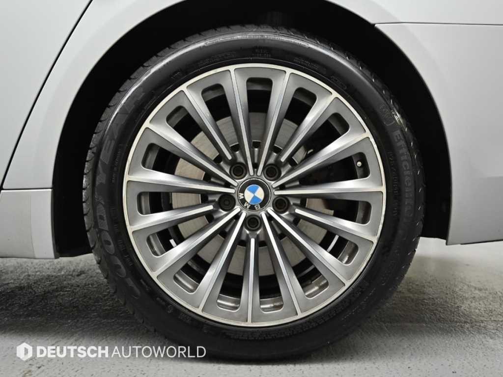 BMW 7시리즈 7시리즈 (F01) 750 Li xDrive 이미지 5