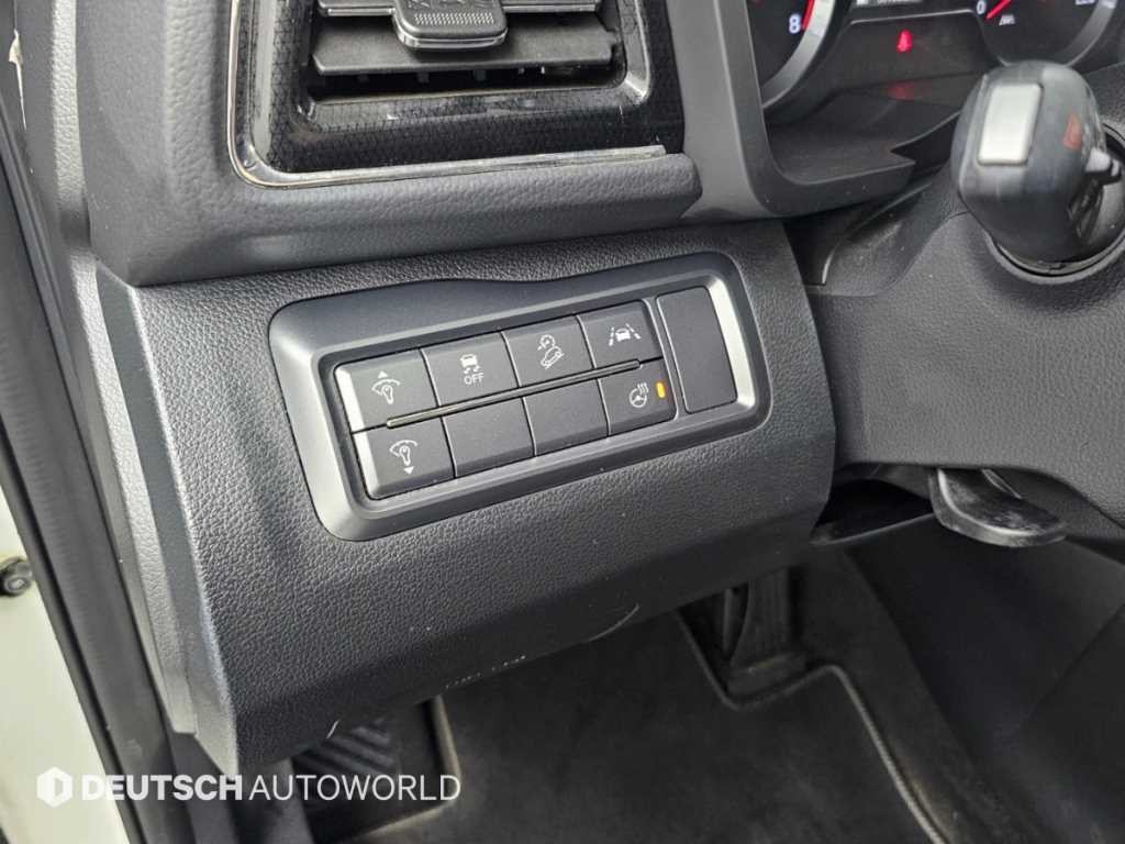 KG모빌리티(쌍용) 티볼리 베리 뉴 티볼리 2WD 가솔린 1.5 V3 이미지 17