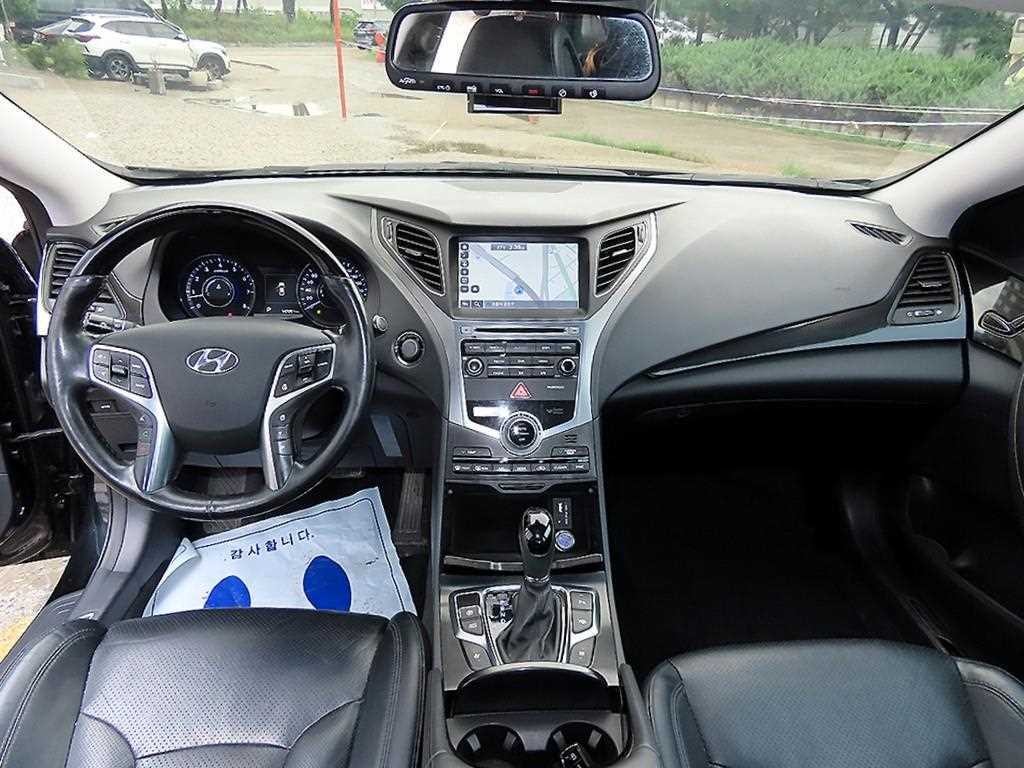현대 그랜저 그랜저 HG HG300 EXCLUSIVE 이미지 7